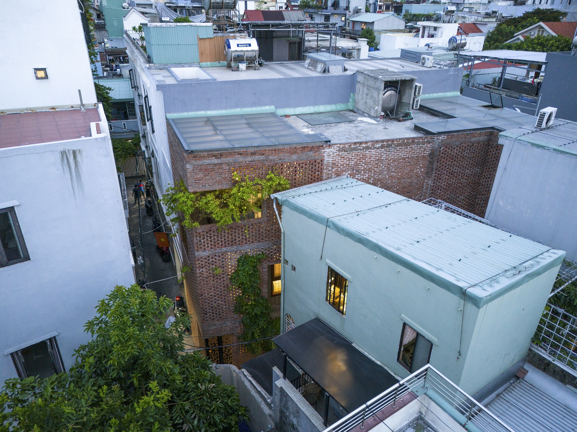 灯笼屋丨越南丨Ho Khue Architects-31