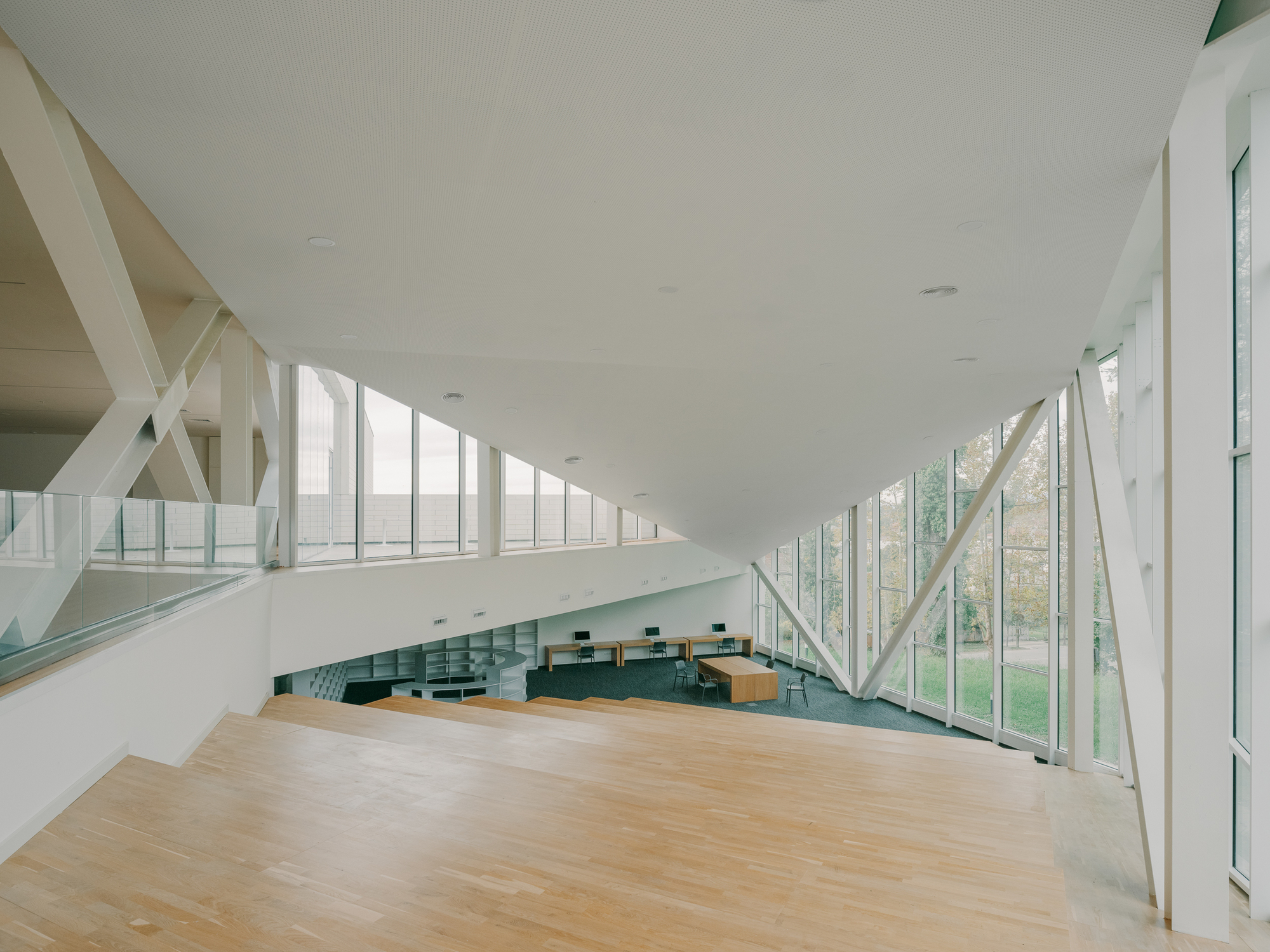 Zviad Gamsakhurdia Presidential Center / Tsanava + Maisuradze + T-architects-42