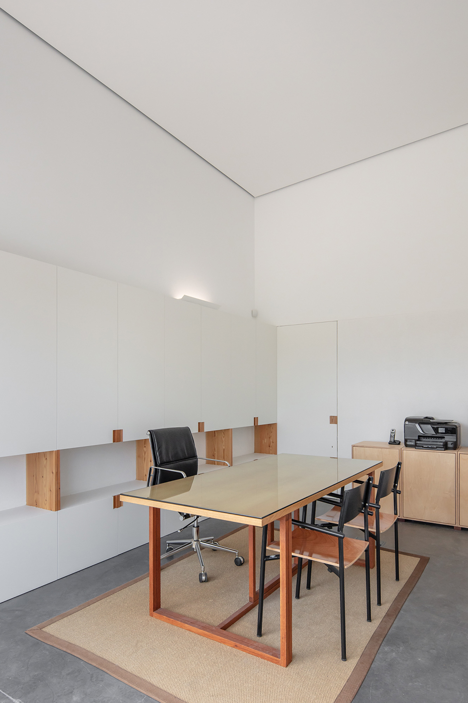 田野间的办公楼，葡萄牙 / Nelson Resende Arquitecto-110