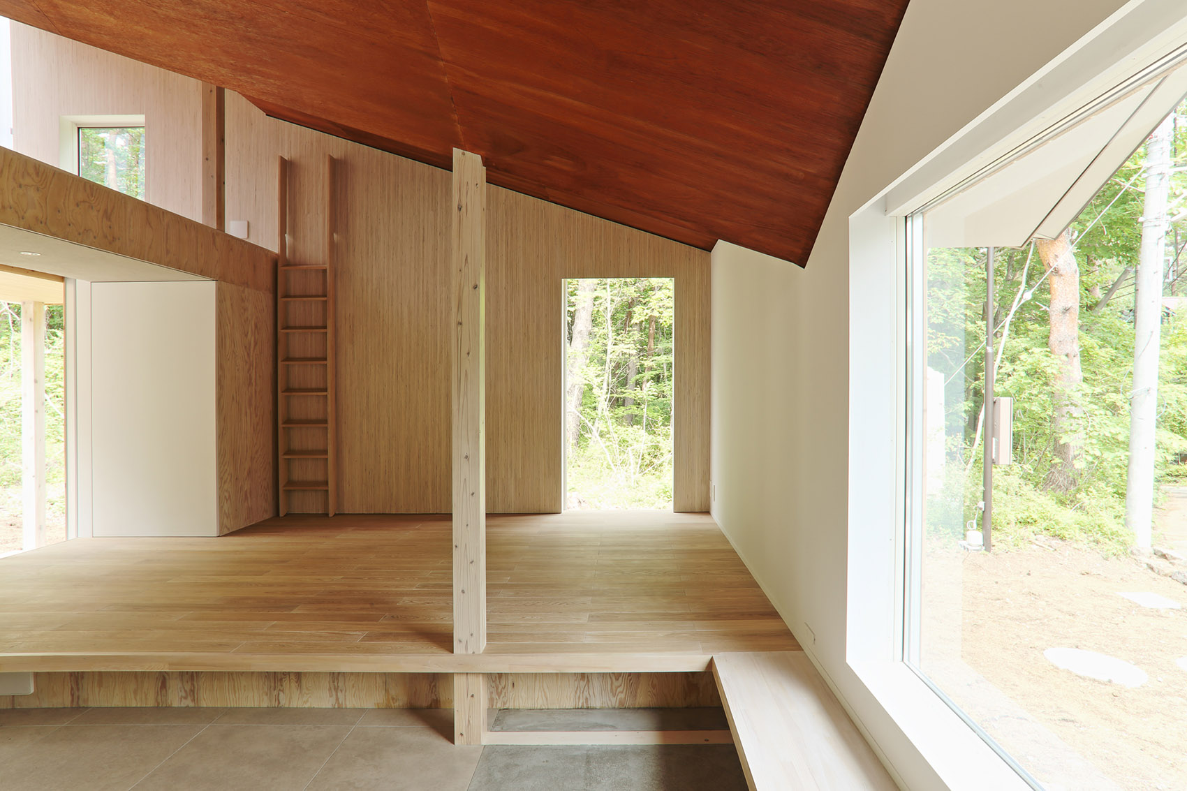 富士山上的折顶屋,日本 / Hiroki Tominaga – Atelier-14