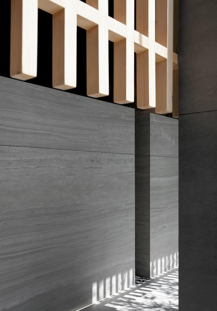 遇岩 | 德赛斯岩板展厅的沉浸式山林之旅-3