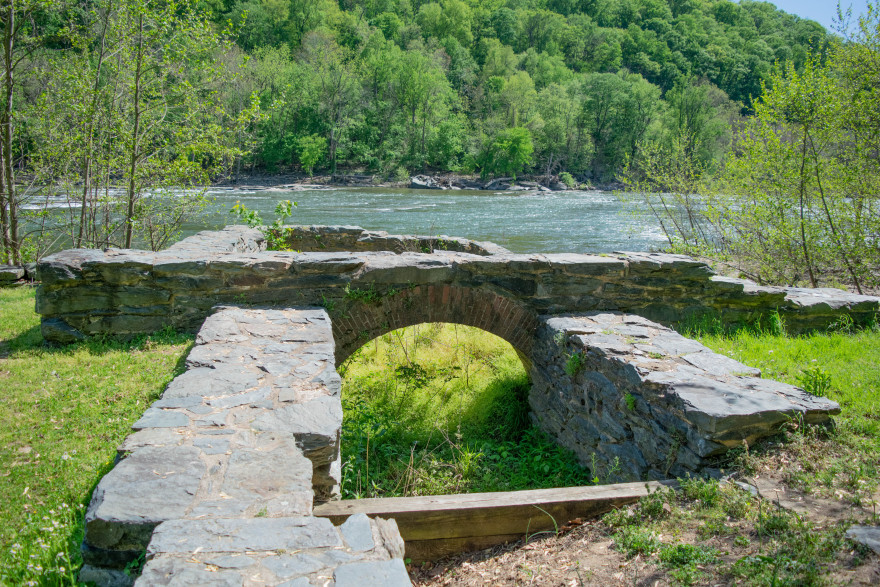 Virginius Island相关工业遗迹丨阿尔巴尼亚费里-10