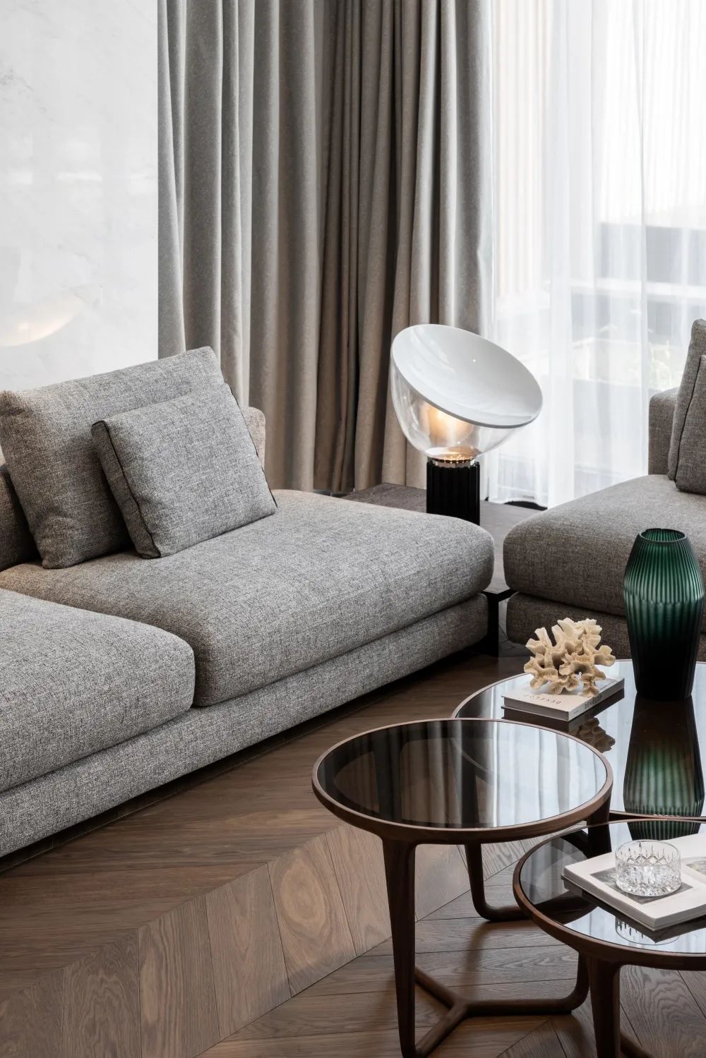 江南水乡的现代简约别墅设计-14