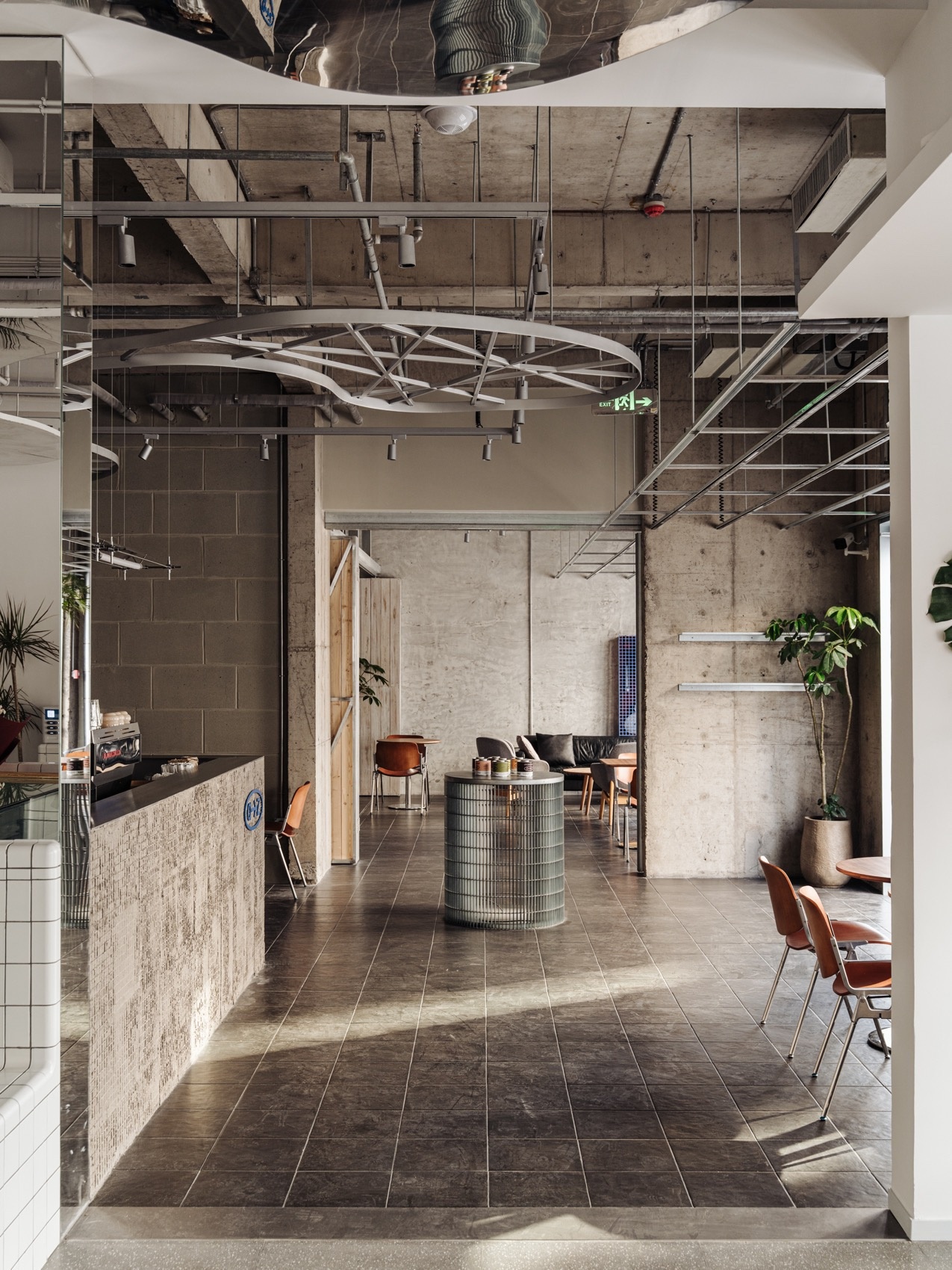 AZ COFFEE 丨中国秦皇岛丨未见筑设计事务所,重庆索引几何装饰工程设计有限公司-35