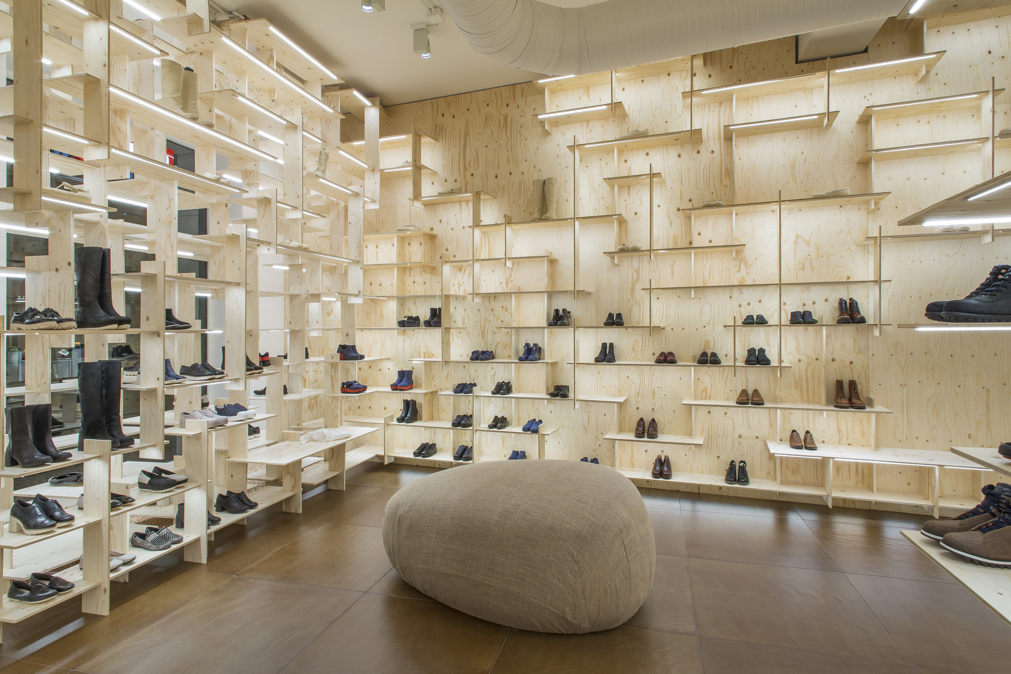 露营者商店米兰-14