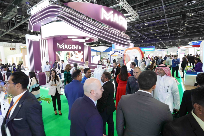 Magenta Exhibition DUPHAT-0