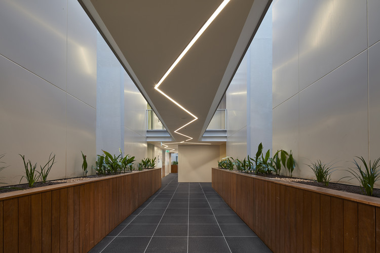 活力带状公寓 · 频谱公寓的多文化设计-18