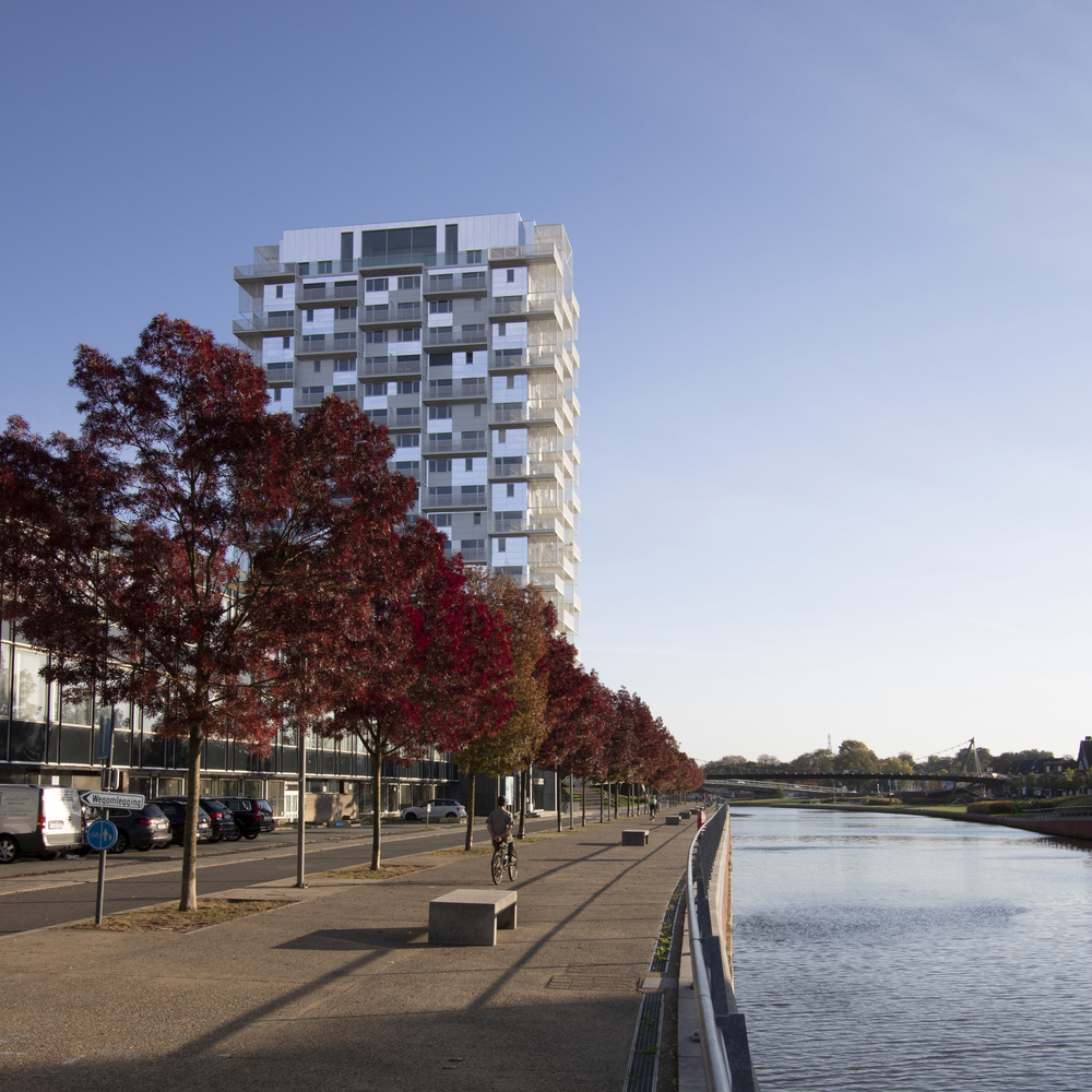 比利时 KTower 垂直城市公寓丨Philippe Samyn and Partners-28