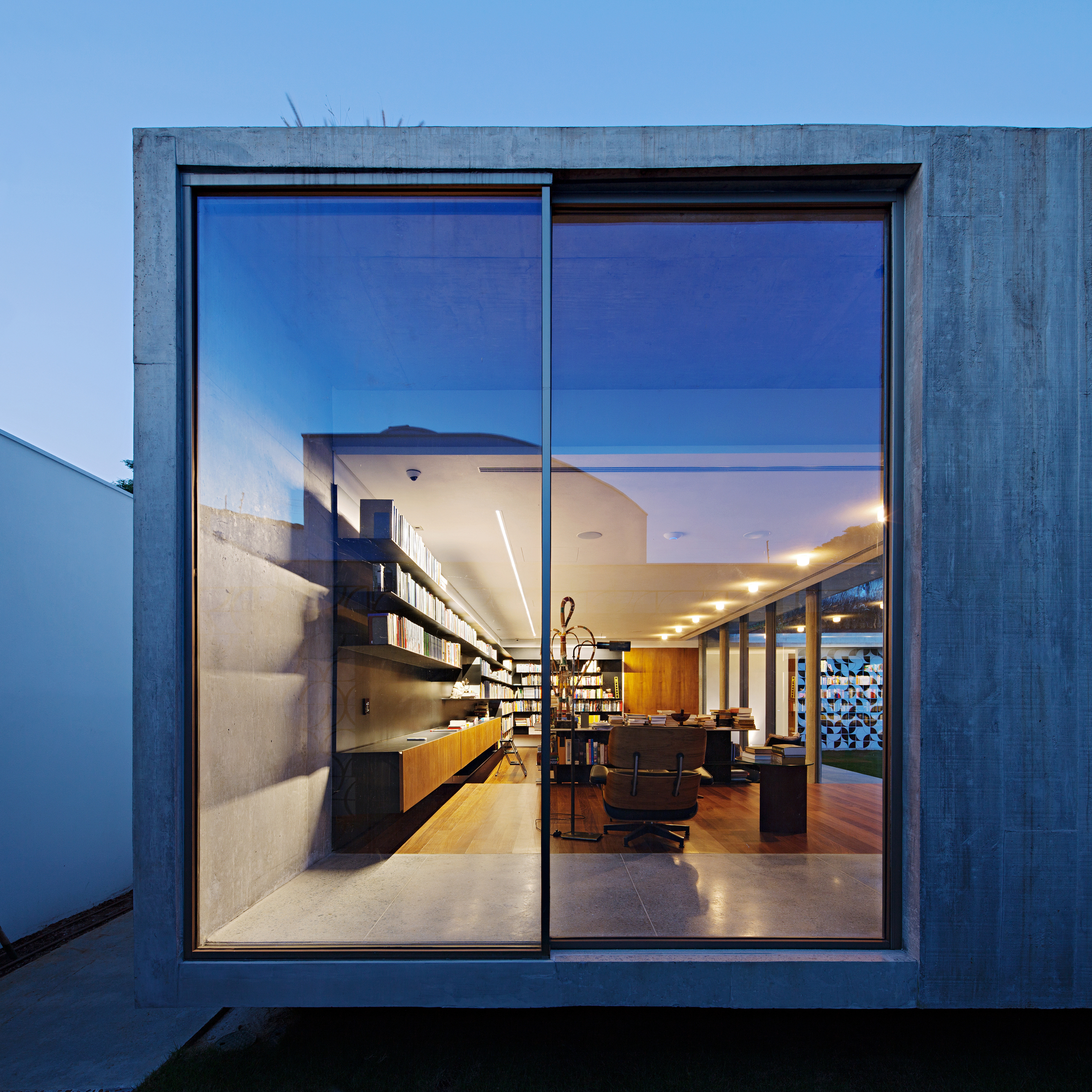 巴西圣保罗 Capobianco 别墅图书馆设计-5