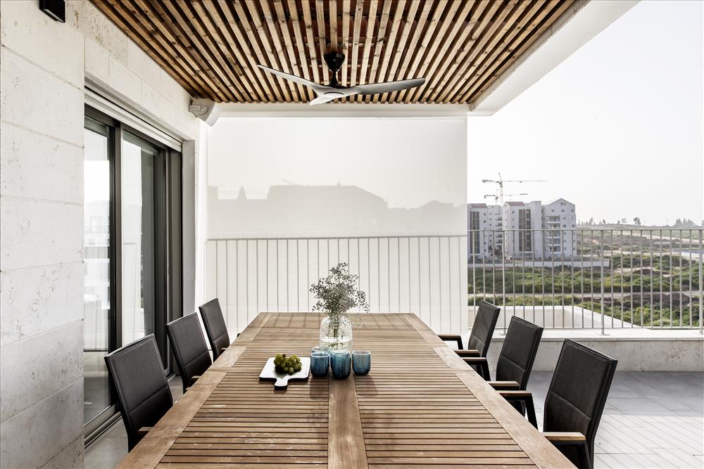 מיכל וולפסון | הום סטיילינג לפנטהאוז 5 חדרים ברעננה - PICKINTERI-28