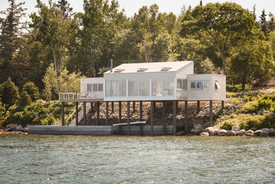 House over the Water Elliott + Elliott Architecture-29