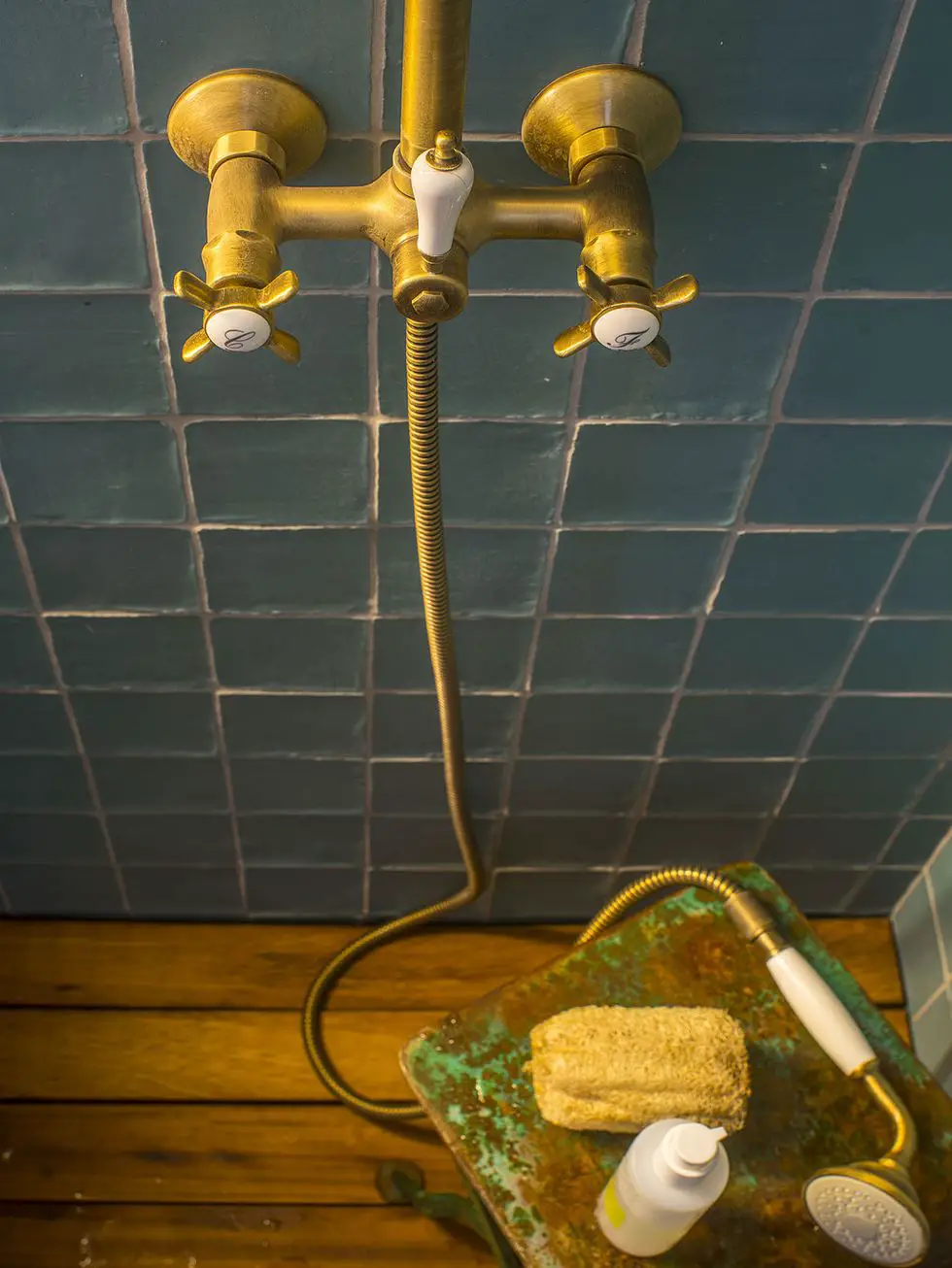 巴塞罗那格拉西亚区现代温馨镇屋改造-16