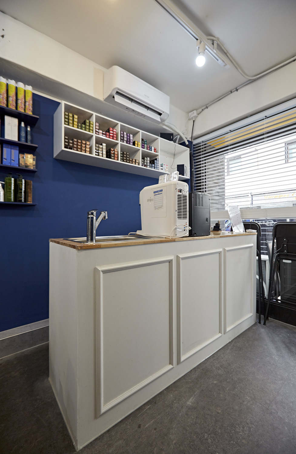 6 坪美容室的设计革命 | 蓝色点亮空间-8