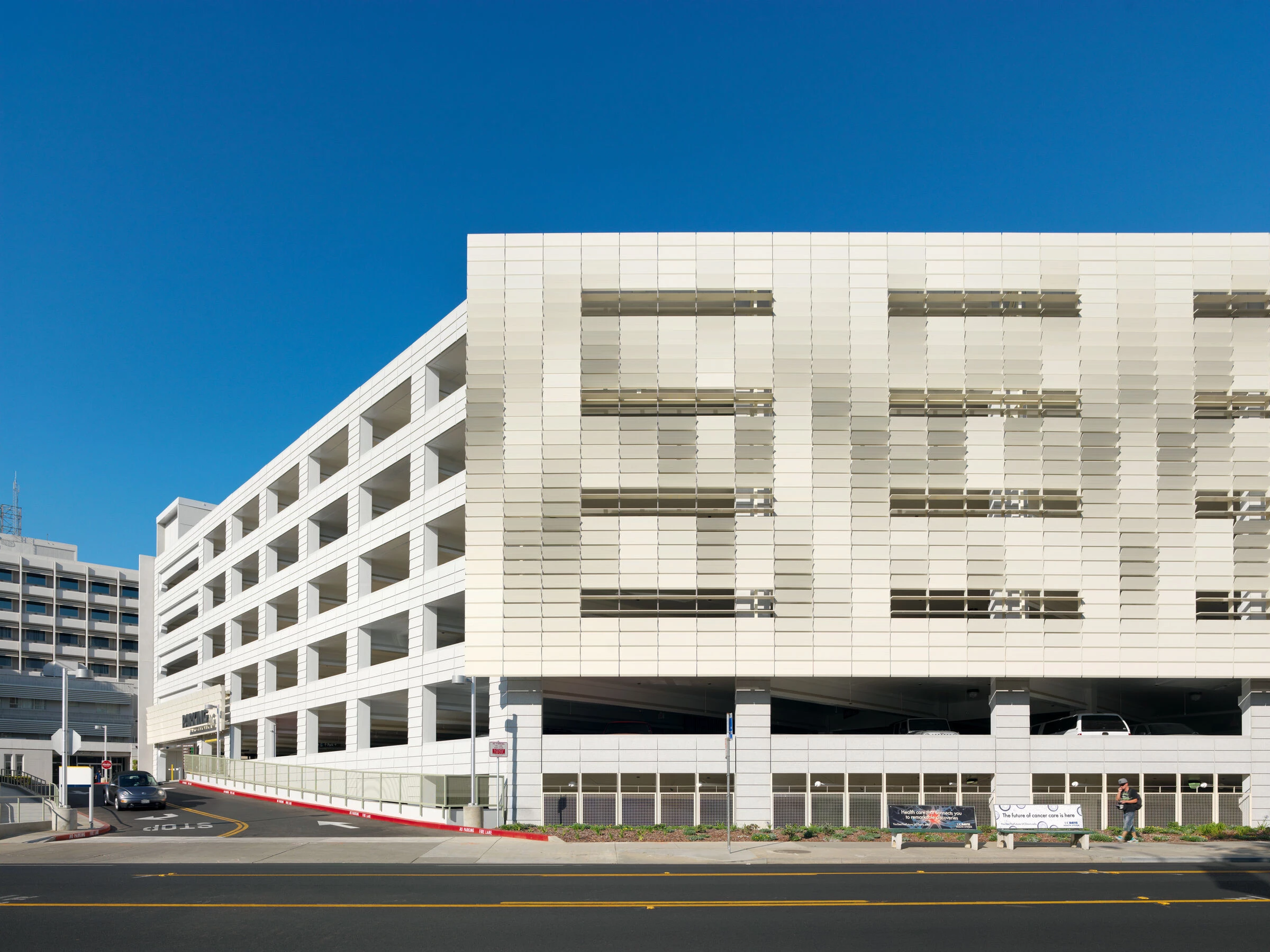 UC Davis Health, Parking Structure III-14