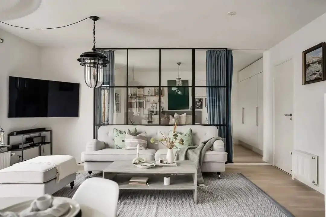 瑞典马尔默 54m2 公寓 | 玻璃卧室与温馨海景-6