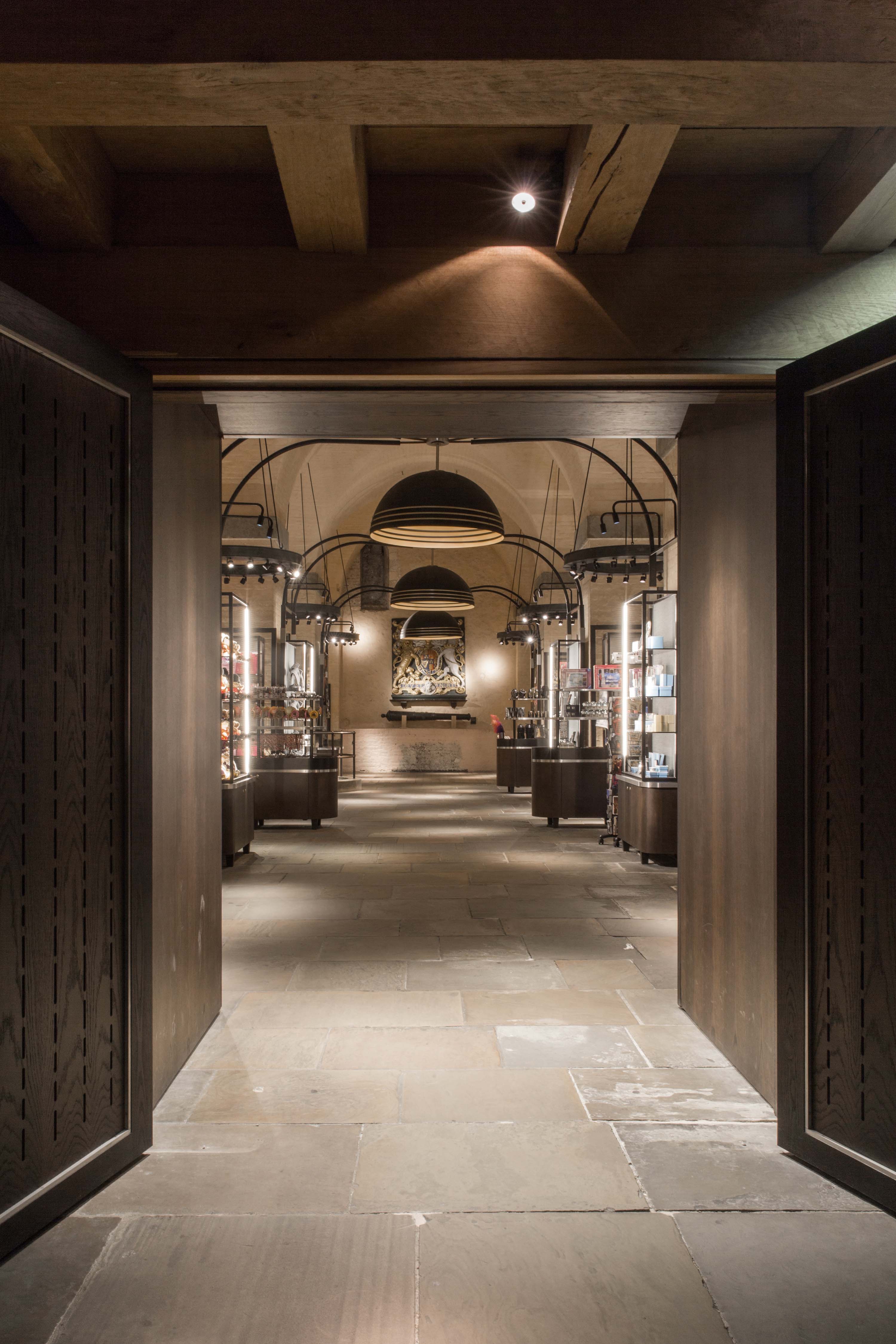 the white tower gift shop the tower of london-26