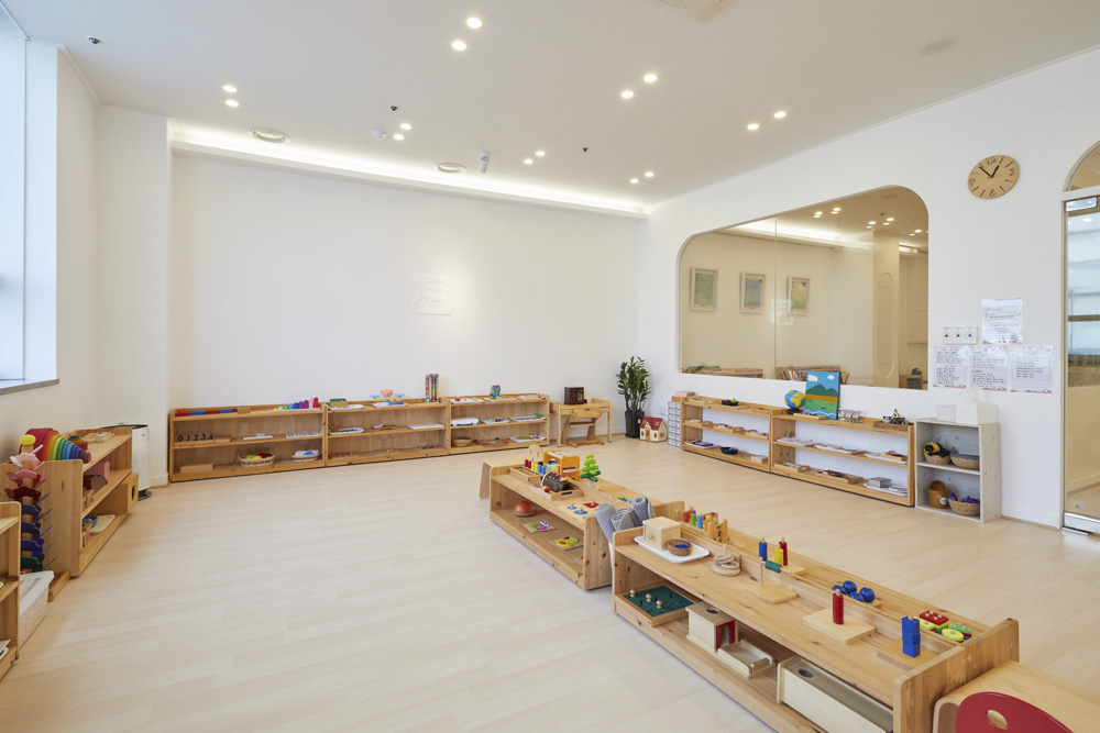 白色&木质，打造 30 平舒适妈妈住宅-4