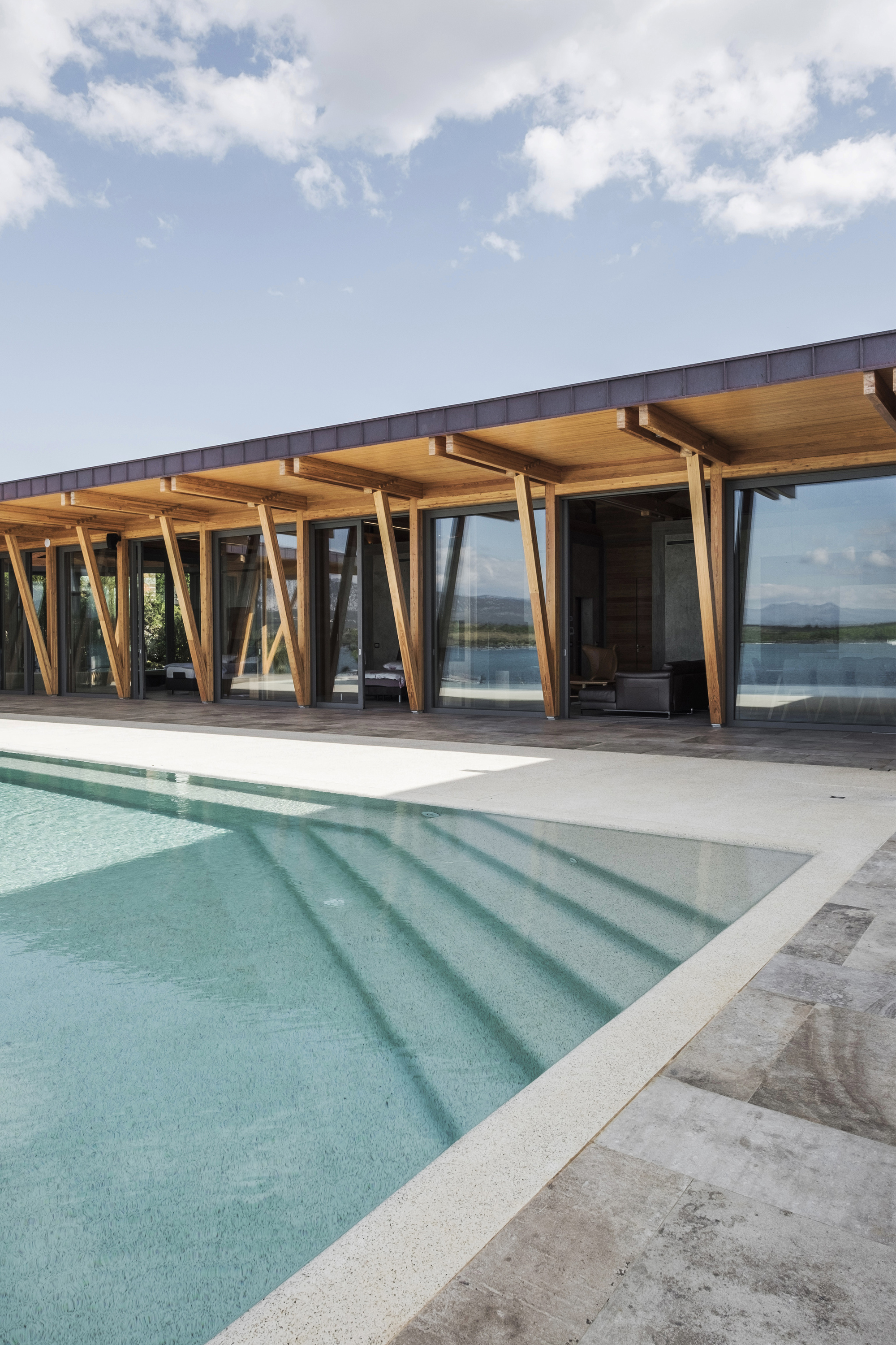 Wooden House / Turato Architects-12