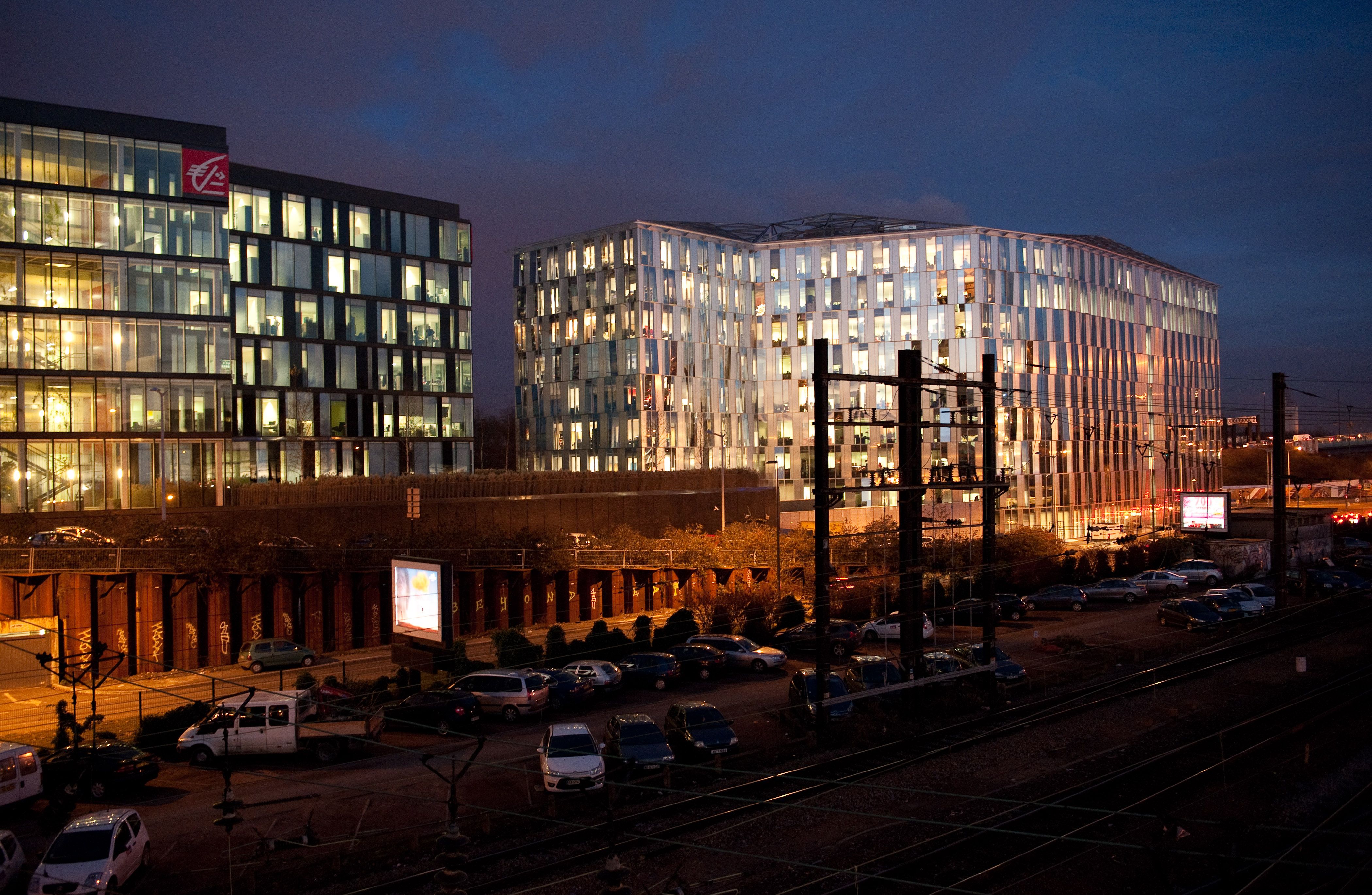 欧亚列车站 · OMA 打造法国里尔城市更新典范-23