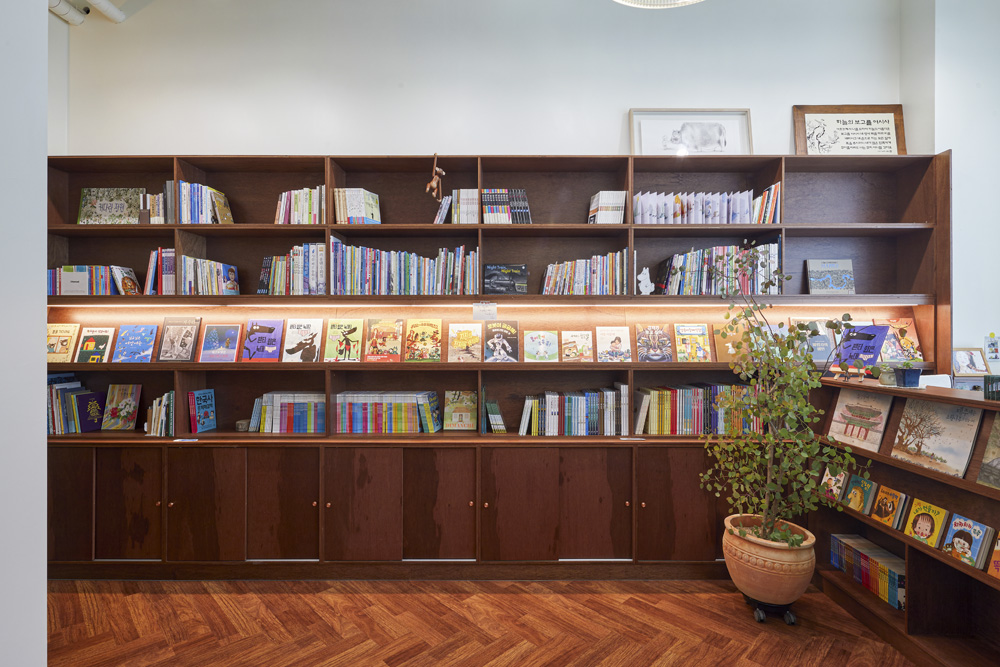 15 平米办公空间的惊艳变身-8