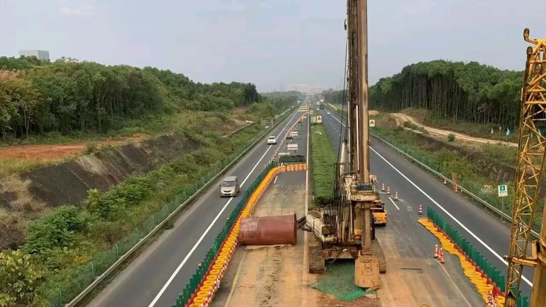 楚天通衢再升级！中建八局武汉绕城高速“扩容”通车-82