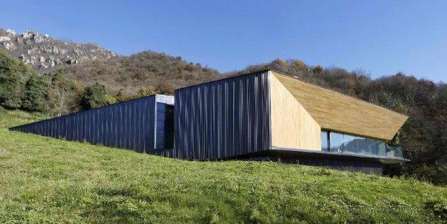 节能的木质与铜质简约别墅丨意大利丨Camillo Botticini Architect-16