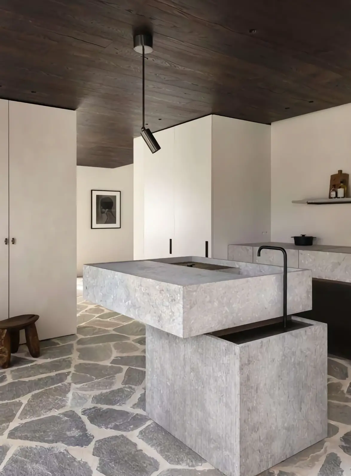 比利时 60 年代老房现代风翻新，设计师巧妙融合自然元素-7