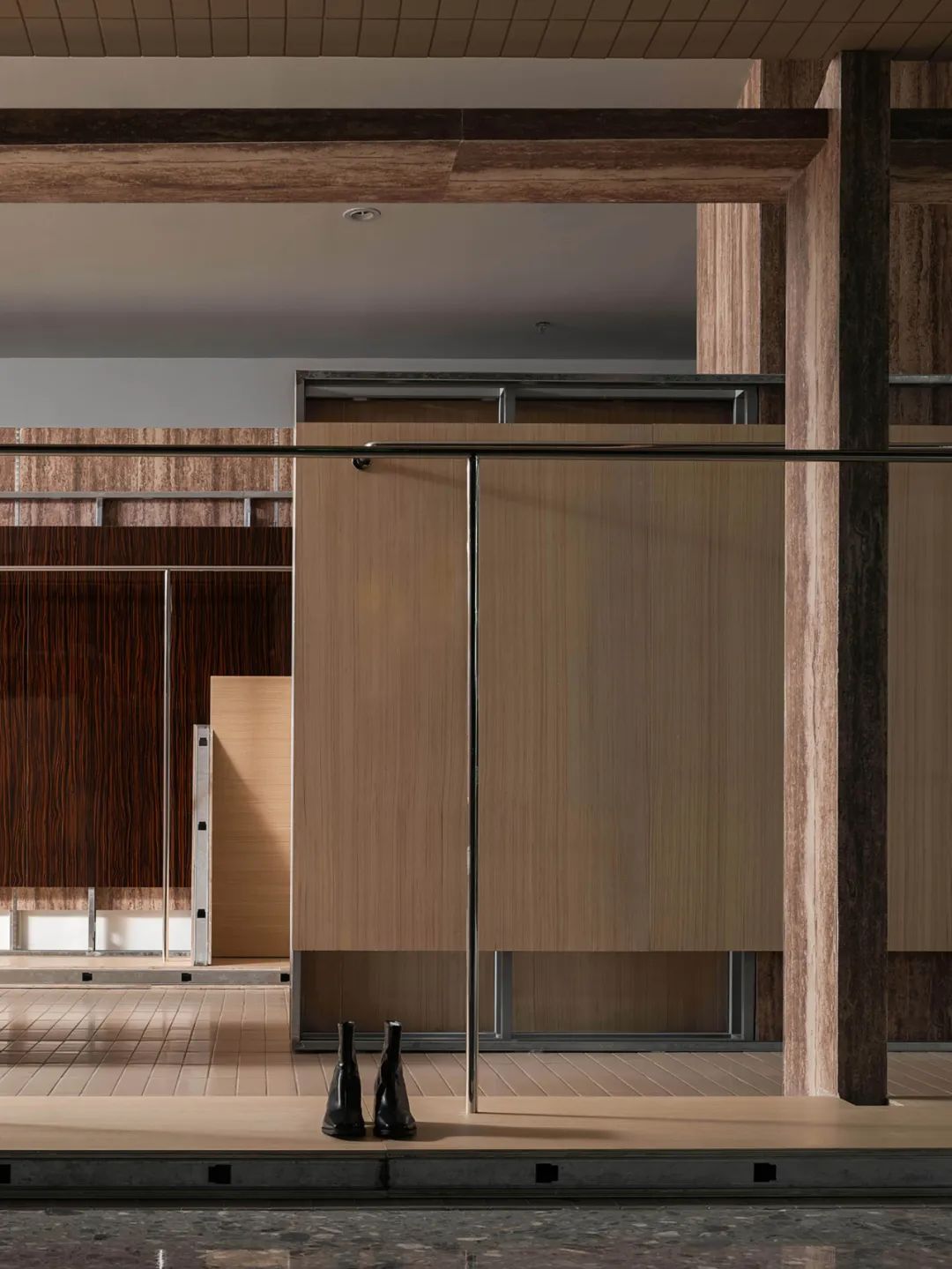 RRROSE 女性服装品牌零售店设计丨中国西安丨Chin Design-12