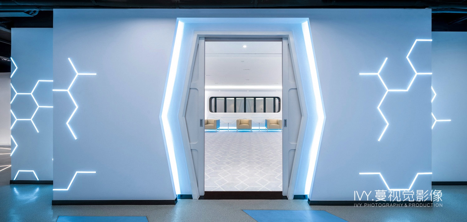 穿越宇宙的飞船办公室丨中国广州丨DPA 绘美设计-9