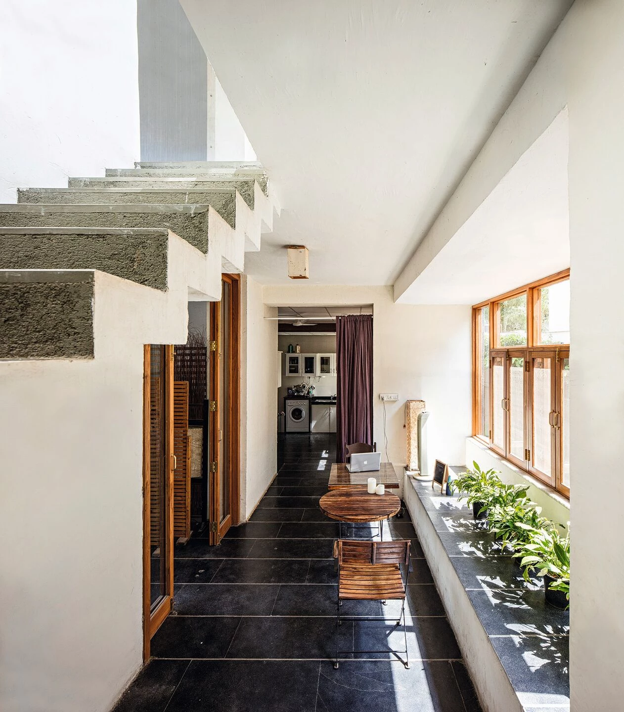 层叠之居 | Kranti Kanade 住宅的室内外融合-16