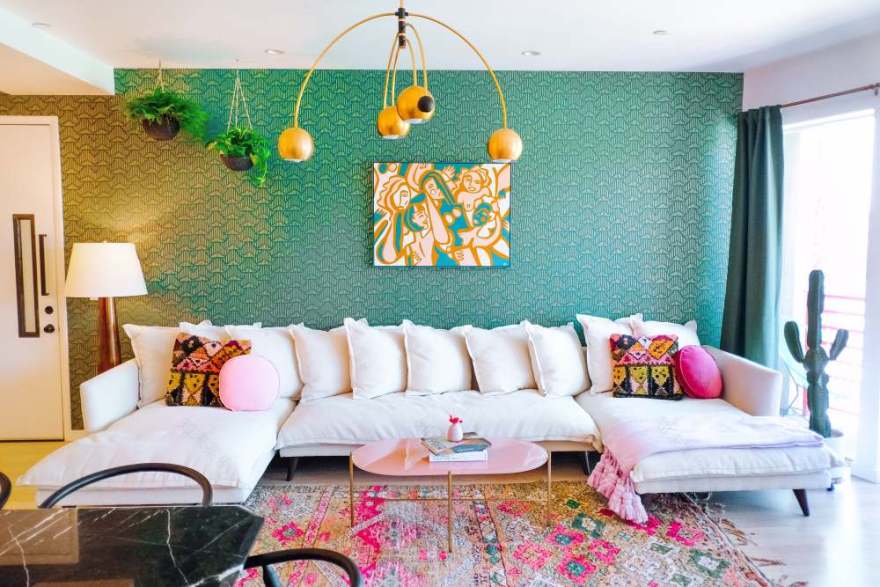 活力满满!近 30 岁女主播的趣味家居办公室设计-18