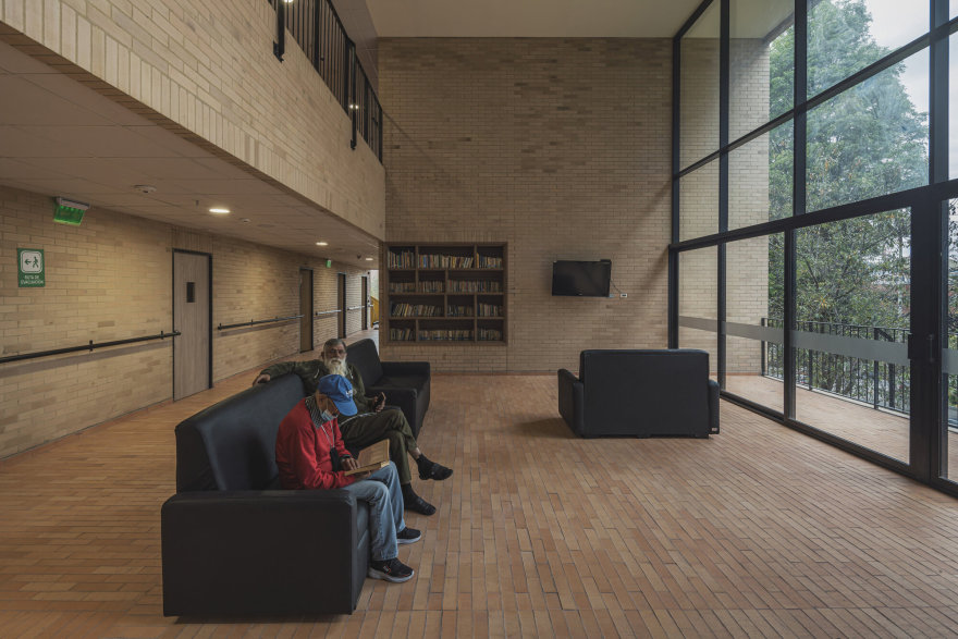 El Camino: Housing Complex for Older Adults and Formerly Unhoused People / FP Arquitectura-18