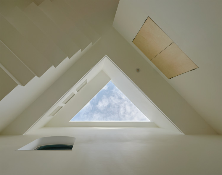 五彩斑斓的“城墙”家园，音乐与美酒的沉浸式体验-26