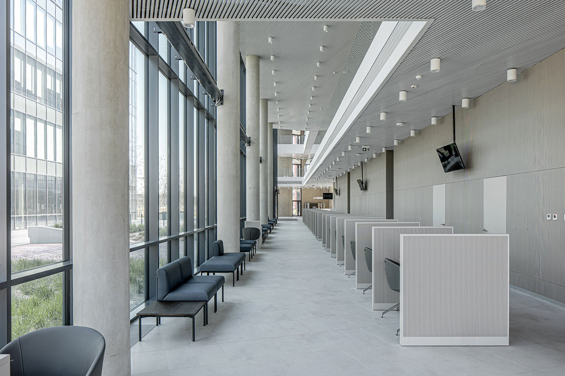 Zentrum für den Öffentlichen Dienst, Oppeln, Polen, Stadt- und Finanzamt - hw-15