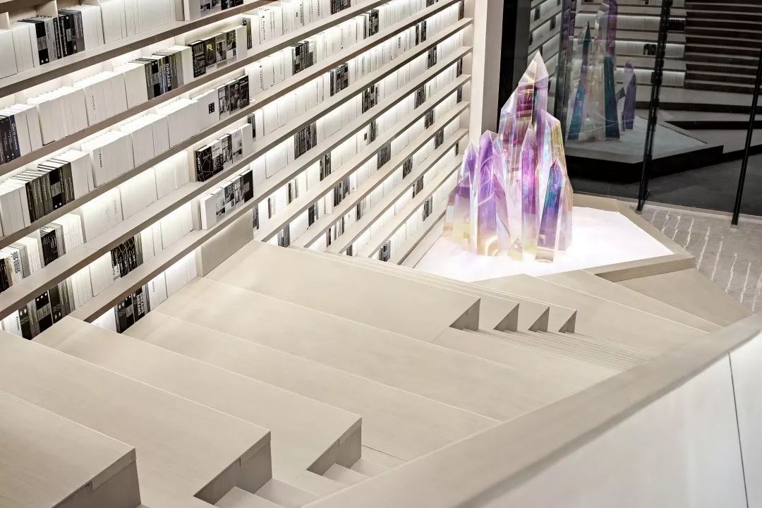 南昌旭辉宸悦江语院销售中心——活力水晶炫彩空间 矩阵纵横-14