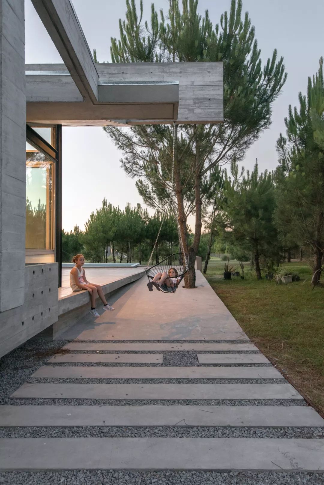 Galera 建筑工作室 | 光、空间与形式的平衡探索-38