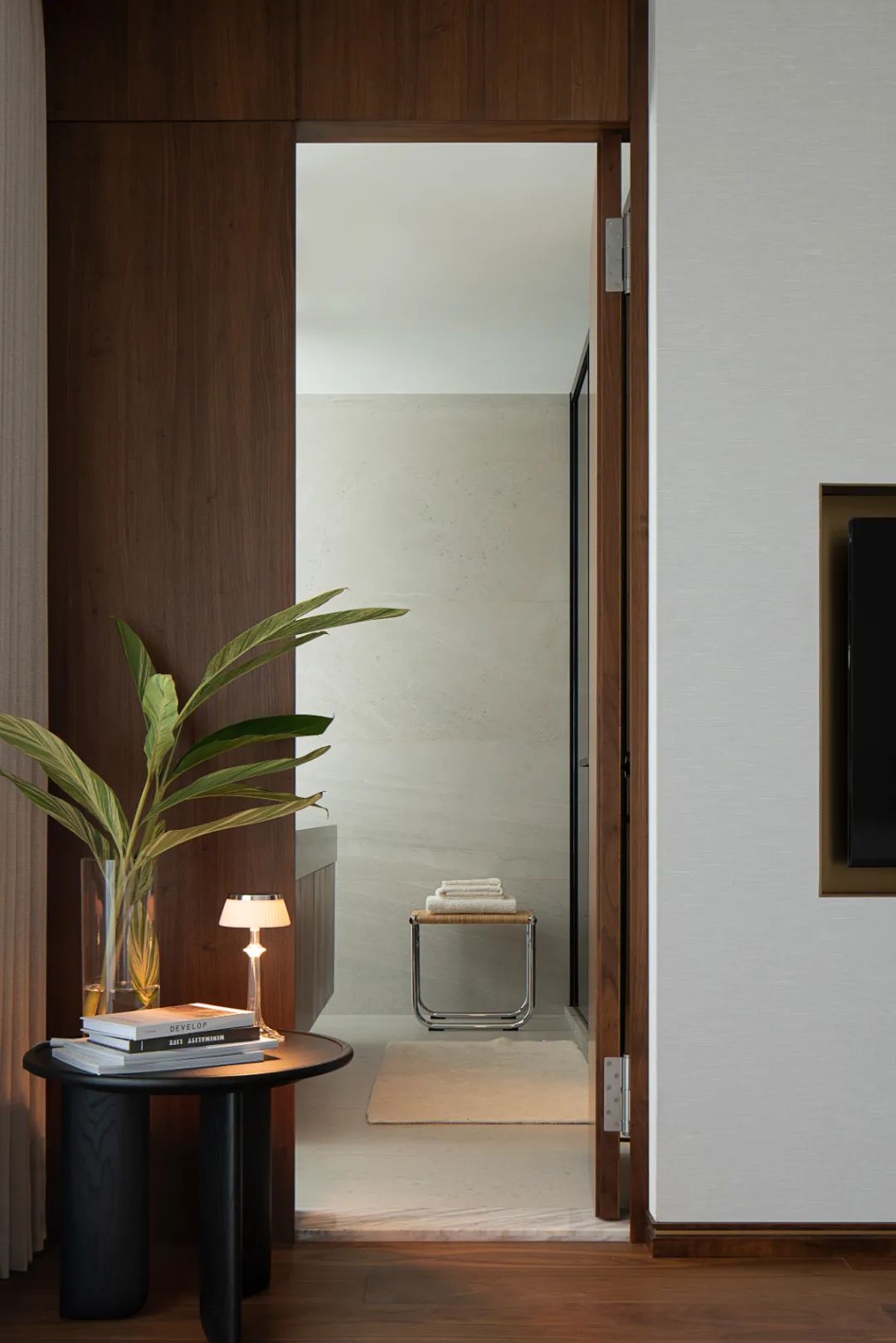 胡桃木的温润，营造光影下的生活感 | 千上设计-82