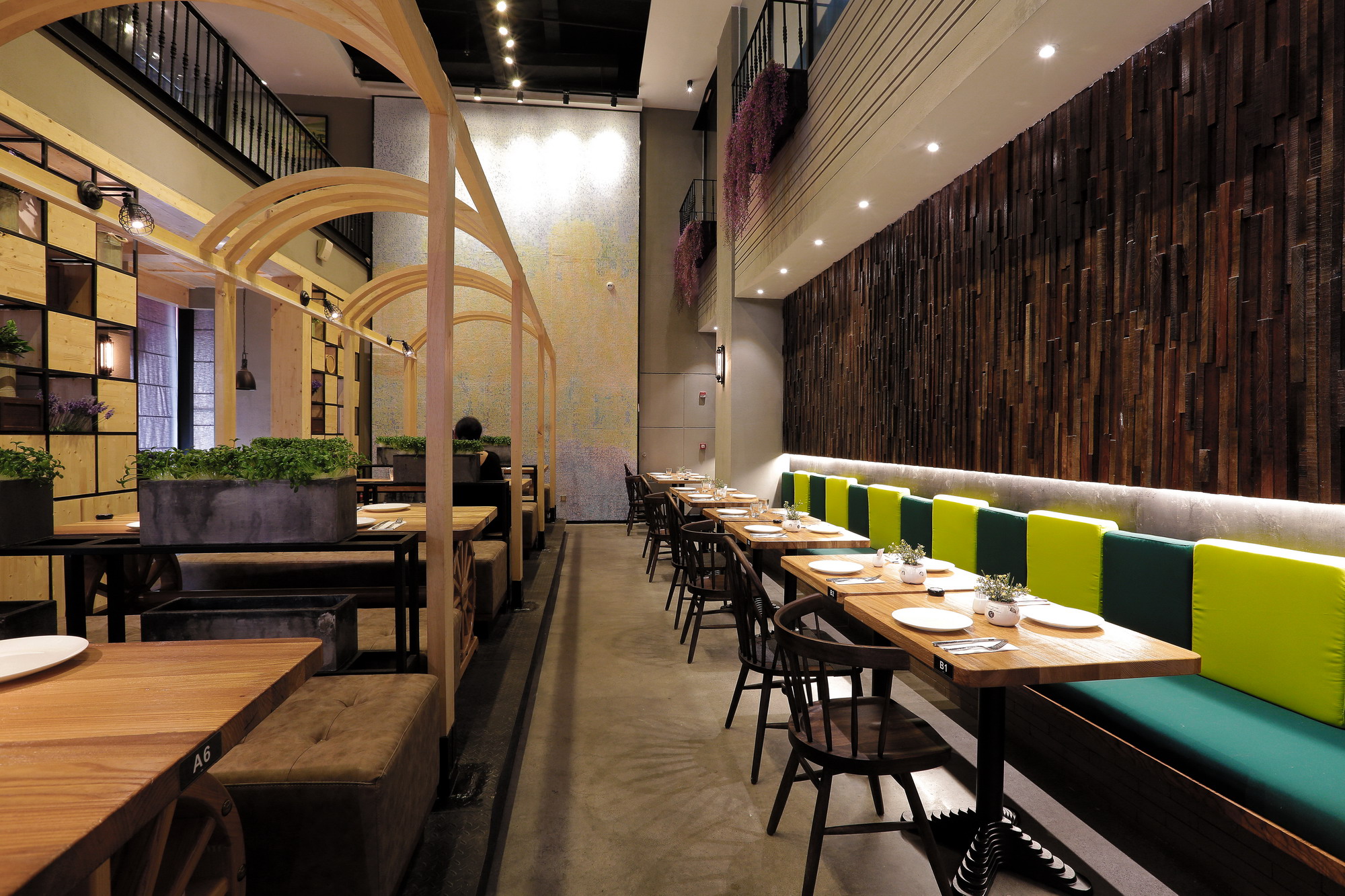 HS翰思设计 东莞朗晴轩创意西餐吧-12