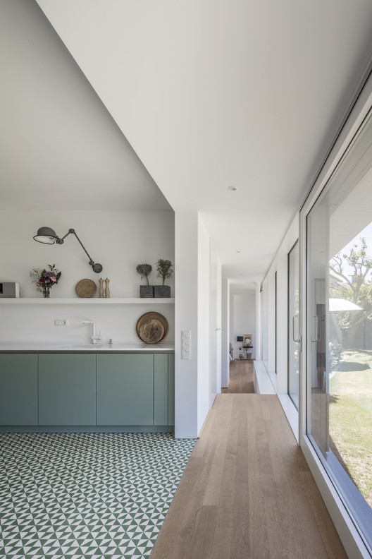 德国郊区现代住宅的生态与美学融合-14