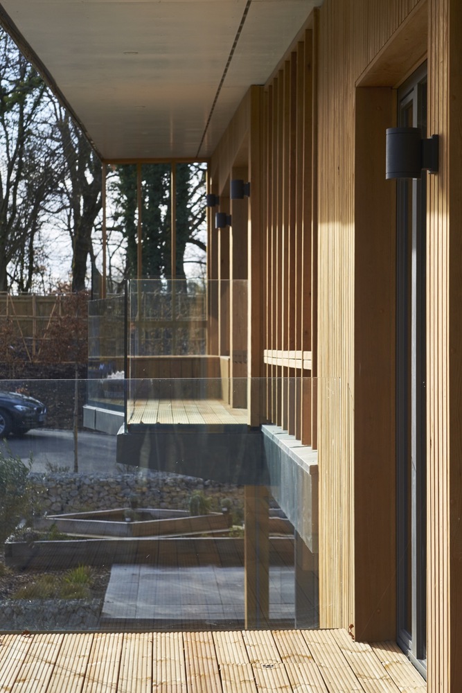 红砖绿意相映成趣,节能环保的英国乡村别墅-56