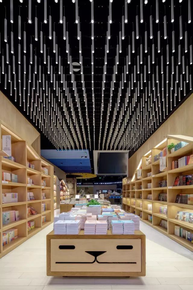 造梦空间 | 遨游太空中的读书体验-56