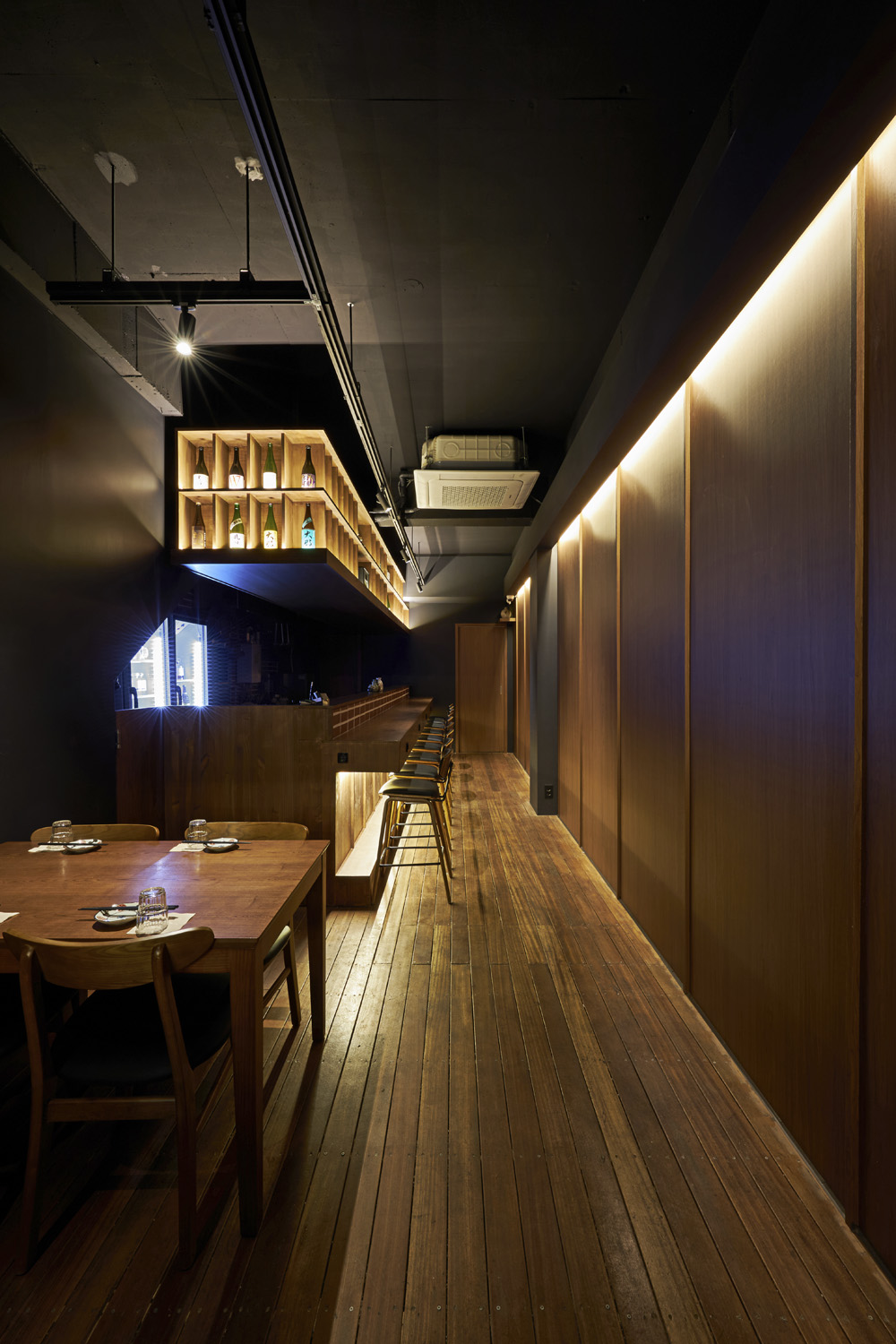 "高级黑的 15 平小户型室内设计，尽显奢华氛围"-4