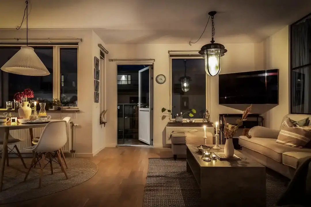 瑞典马尔默 54m2 公寓 | 玻璃卧室与温馨海景-14