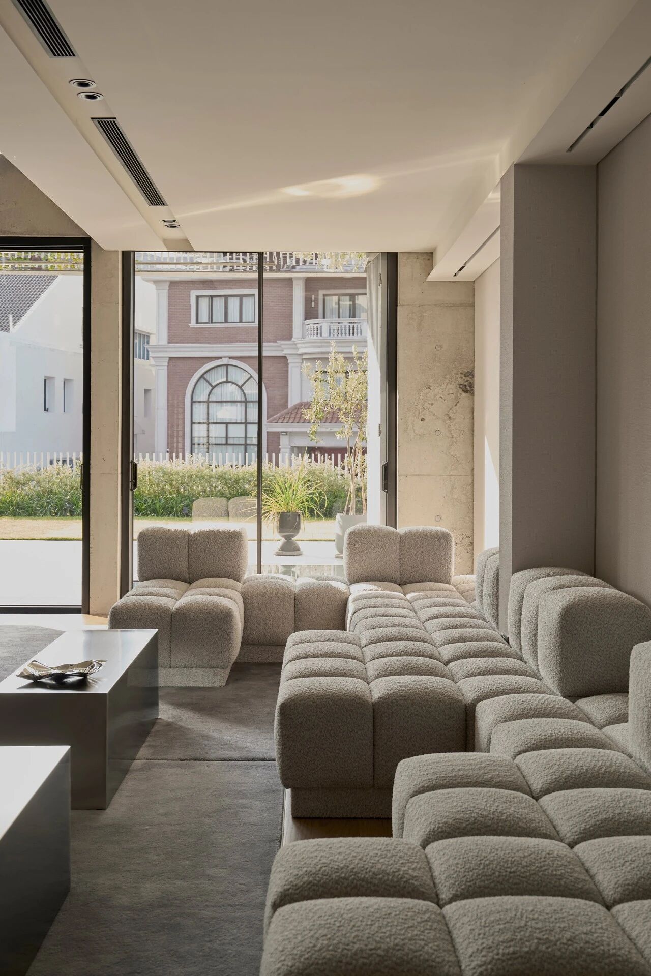 G 屋；G 宅（这里若有更多语境，能更准确翻译G代表的含义，比如可能是人名、地名首字母等） 丨Atelier01  A01-6