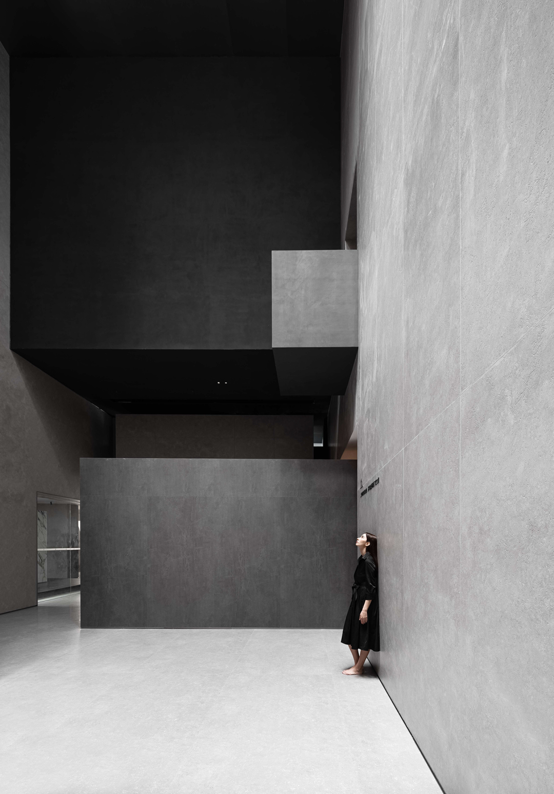 追光·欧文莱陶瓷总部，空寂之境 | 谢培河作品-102