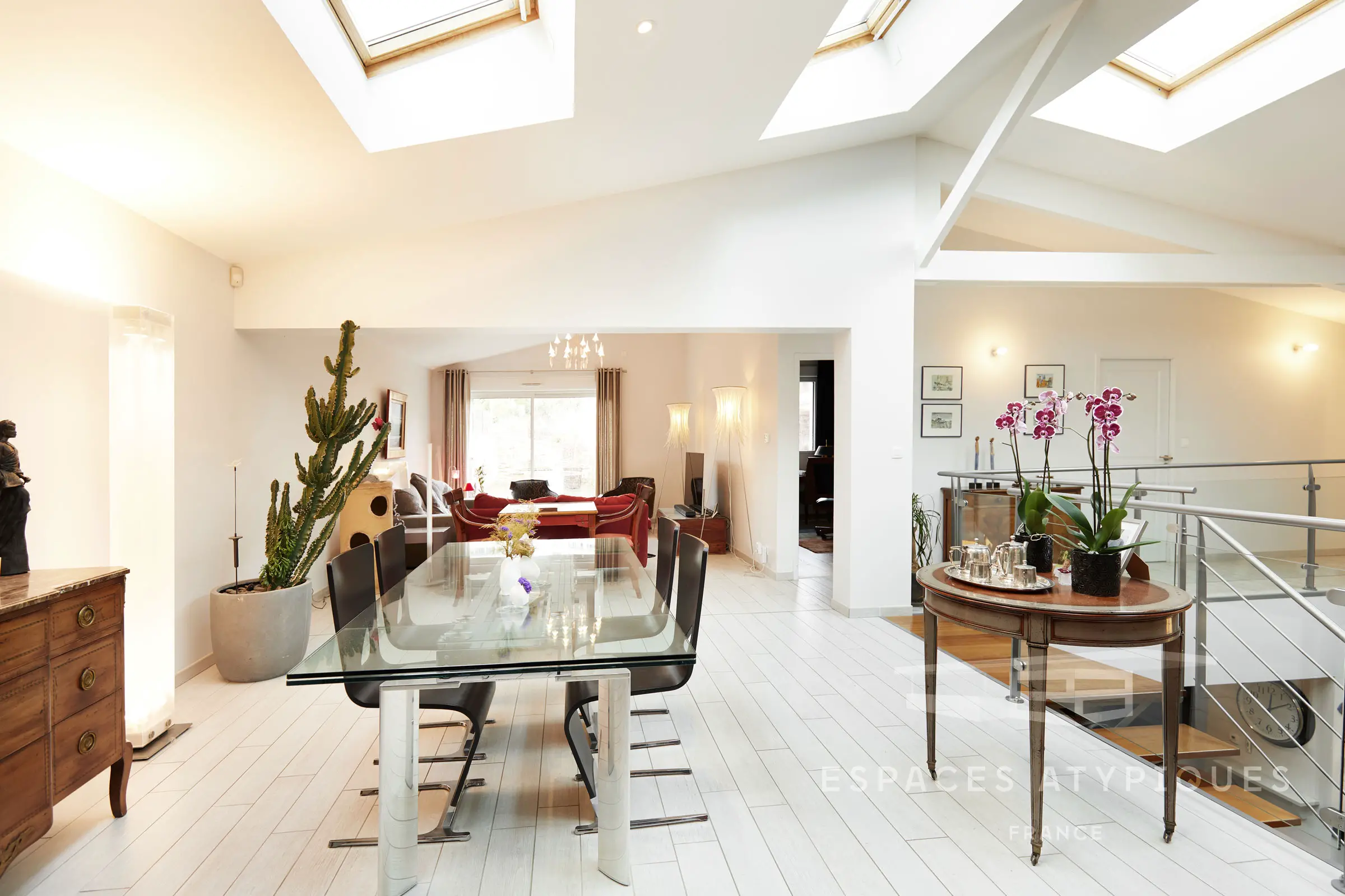 战前石墙见证的现代工业风 | 法国布雷斯特的独特阁楼-8