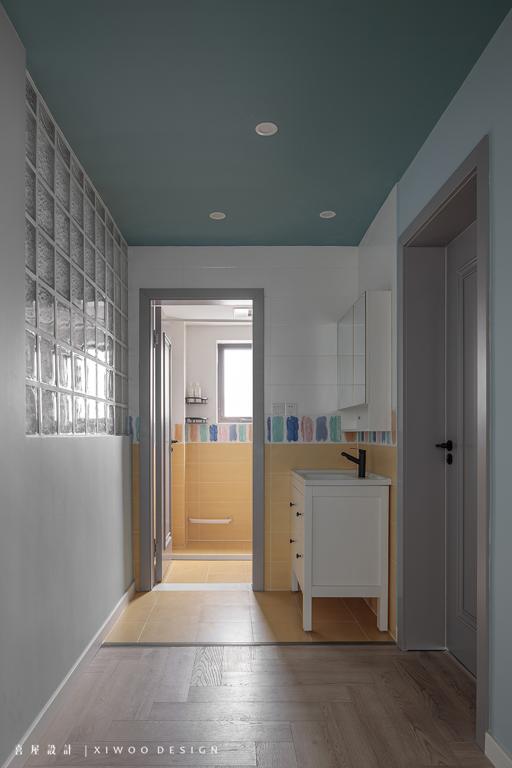 极繁主义打造蓝色海洋之家,温馨治愈空间-42