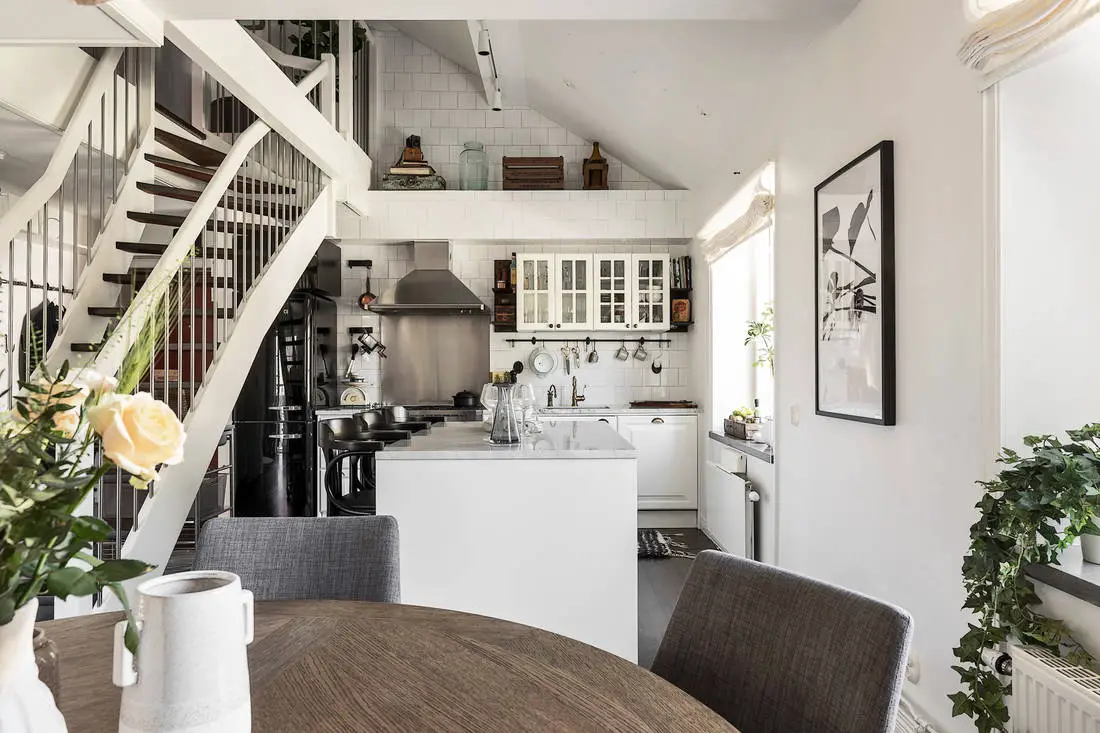 旧楼改造的灰色与白色中性 duplex-6