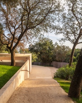 圣克洛蒂尔德花园露天剧场丨西班牙丨scob（Sergi Carulla + Oscar Blasco）