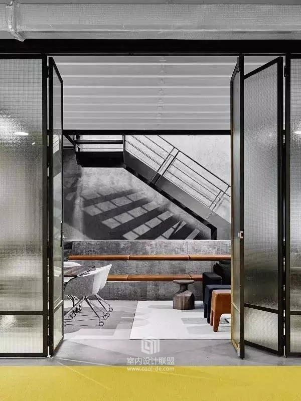 废弃仓库的一次完美转换-10